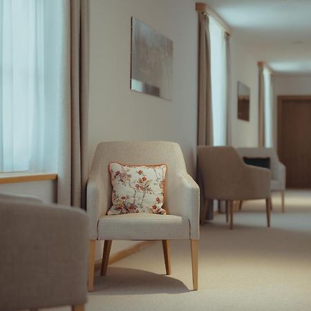Brigaderos Hotel Brigadir Borsi Zewnętrze zdjęcie