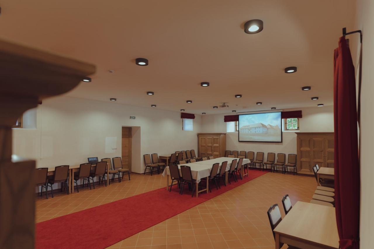 Brigaderos Hotel Brigadir Borsi Zewnętrze zdjęcie