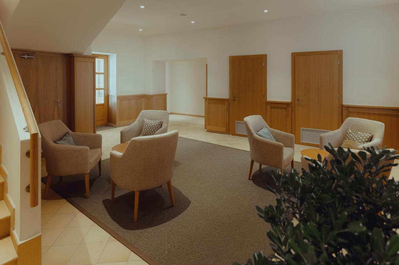 Brigaderos Hotel Brigadir Borsi Zewnętrze zdjęcie
