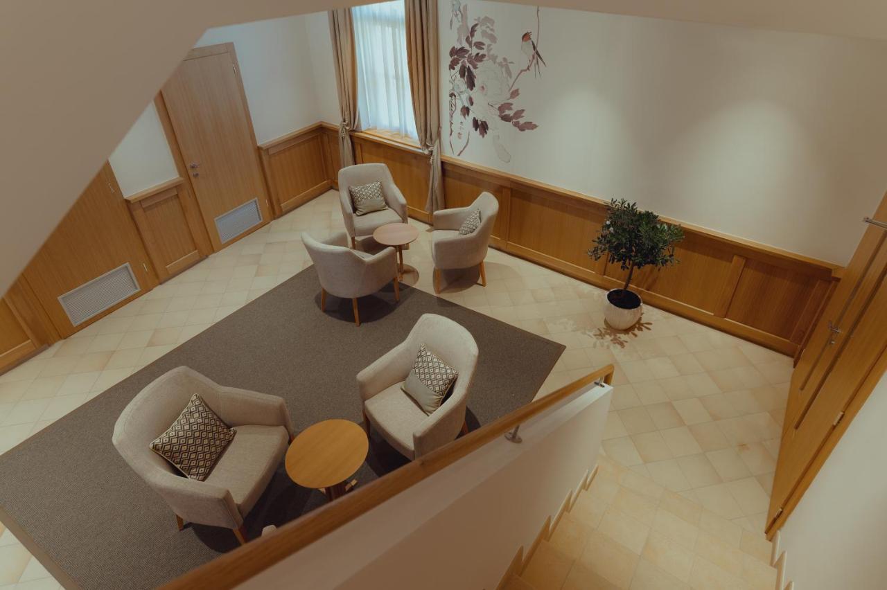 Brigaderos Hotel Brigadir Borsi Zewnętrze zdjęcie